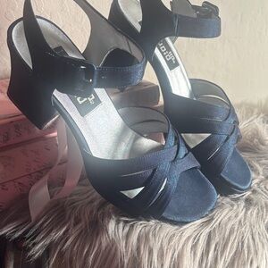 Studio HD2 Navy Blue Satin Strappy Sandals, Sz 9